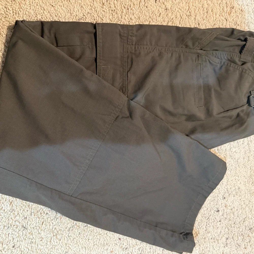 5.11 Tactical Dark olive green Pants 32x30 many pockets durable - Picture 7 of 12